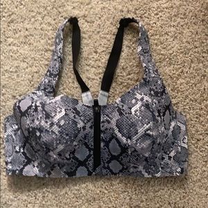Knockout Ultra Max Front-Close Sport Bra